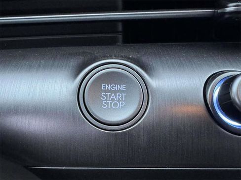 Used 2025 Hyundai Kona SEL image 26