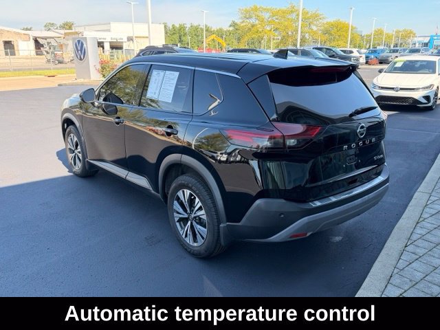 Used 2021 Nissan Rogue SV AWD/4WD image 2