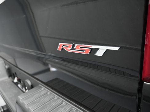 New 2026 Chevrolet Silverado 1500 RST w/ Z71 Off-Road Package AWD/4WD image 39