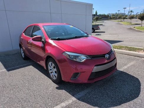 Used 2016 Toyota Corolla LE FWD image 1