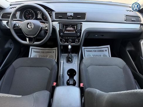 Used 2018 Volkswagen Passat 2.0T S w/ Driver Assistance Package FWD image 13