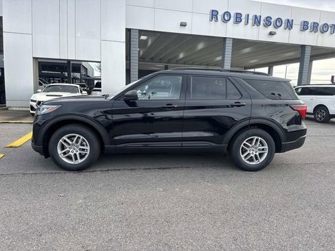 New 2026 Ford Explorer Active w/ Active Comfort Package image 8