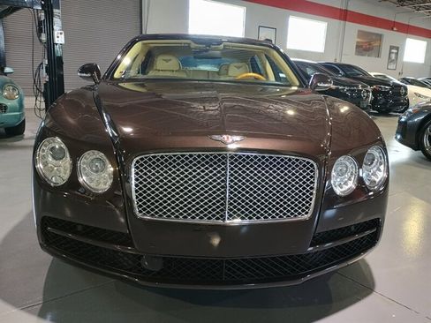 Used 2016 Bentley Flying Spur V8 AWD/4WD image 9