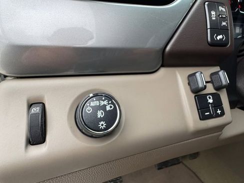 Used 2018 Chevrolet Tahoe LT image 6