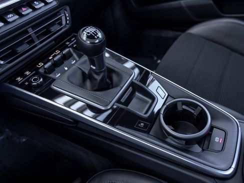 Certified 2022 Porsche 911 Carrera S RWD image 40