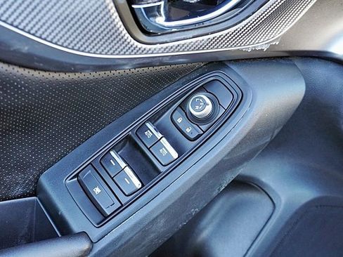 Used 2022 Subaru Crosstrek 2.5i Limited w/ Moonroof Package 1 image 24