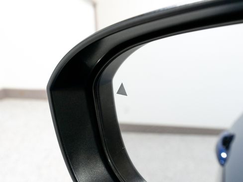 Used 2023 Nissan Rogue Platinum image 12