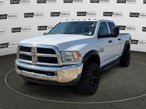 Used 2018 RAM 2500 Tradesman w/ Chrome Appearance Group AWD/4WD image 2
