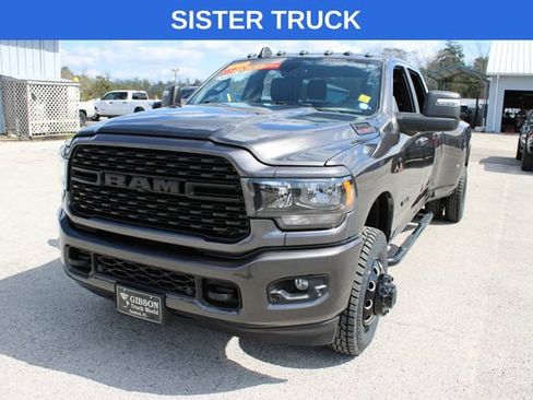 Used 2025 RAM 3500 Laramie w/ Night Edition AWD/4WD image 3