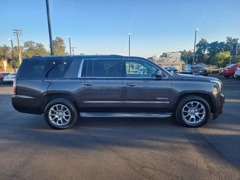 Used 2015 GMC Yukon XL Denali w/ Touring Package image 6