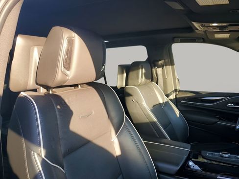 Used 2021 Cadillac Escalade Sport w/ Driver Assist Tech Package image 15