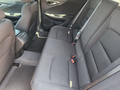 Used 2025 Chevrolet Malibu LS w/ Driver Confidence Package FWD image 34