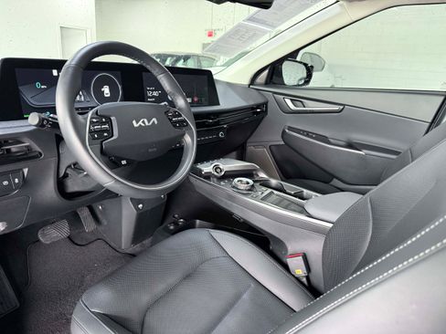 Used 2024 Kia EV6 Wind w/ Wind Technology Package AWD/4WD image 12