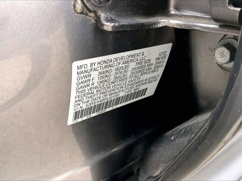 Used 2023 Acura MDX SH-AWD w/ Advance Package image 34