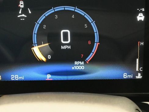 New 2026 Chevrolet Trax RS w/ Driver Confidence Package image 28