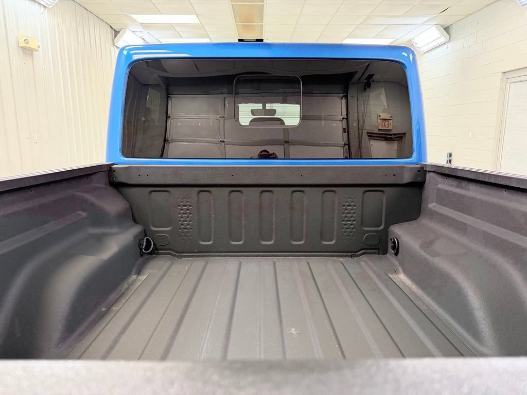 Used 2020 Jeep Gladiator Overland AWD/4WD image 27