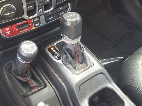 Used 2020 Jeep Gladiator Rubicon image 24