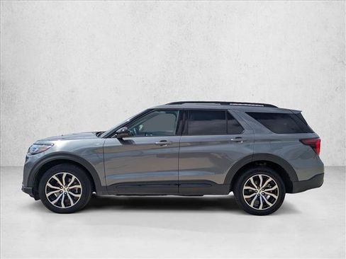 Used 2025 Ford Explorer ST-Line AWD/4WD image 9