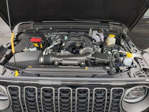 New 2026 Jeep Gladiator Sport image 21