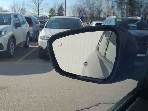 Used 2022 Ford Escape SE image 23