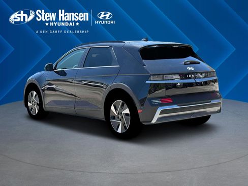 New 2026 Hyundai Ioniq 5 SEL image 6
