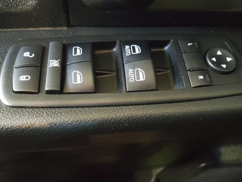 Used 2017 RAM 1500 Tradesman w/ Popular Equipment Group image 27