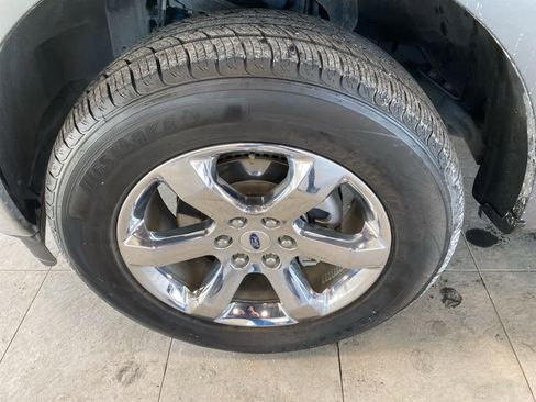 Used 2023 Ford F150 Lariat w/ Equipment Group 502A High image 9