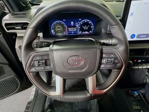 Certified 2025 Toyota 4Runner TRD Off-Road Premium w/ Tow Technology Package AWD/4WD image 11