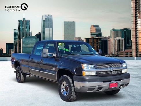 Used 2003 Chevrolet Silverado 2500 LS w/ Skid Plate Package AWD/4WD image 7