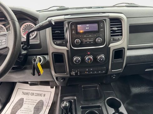 Used 2015 RAM 3500 Tradesman w/ Power & Remote Entry Group image 12