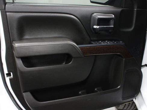 Used 2016 GMC Sierra 1500 SLE w/ SLE Value Package image 11