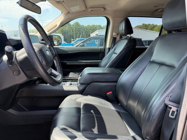 Used 2022 Ford Expedition XLT AWD/4WD image 7