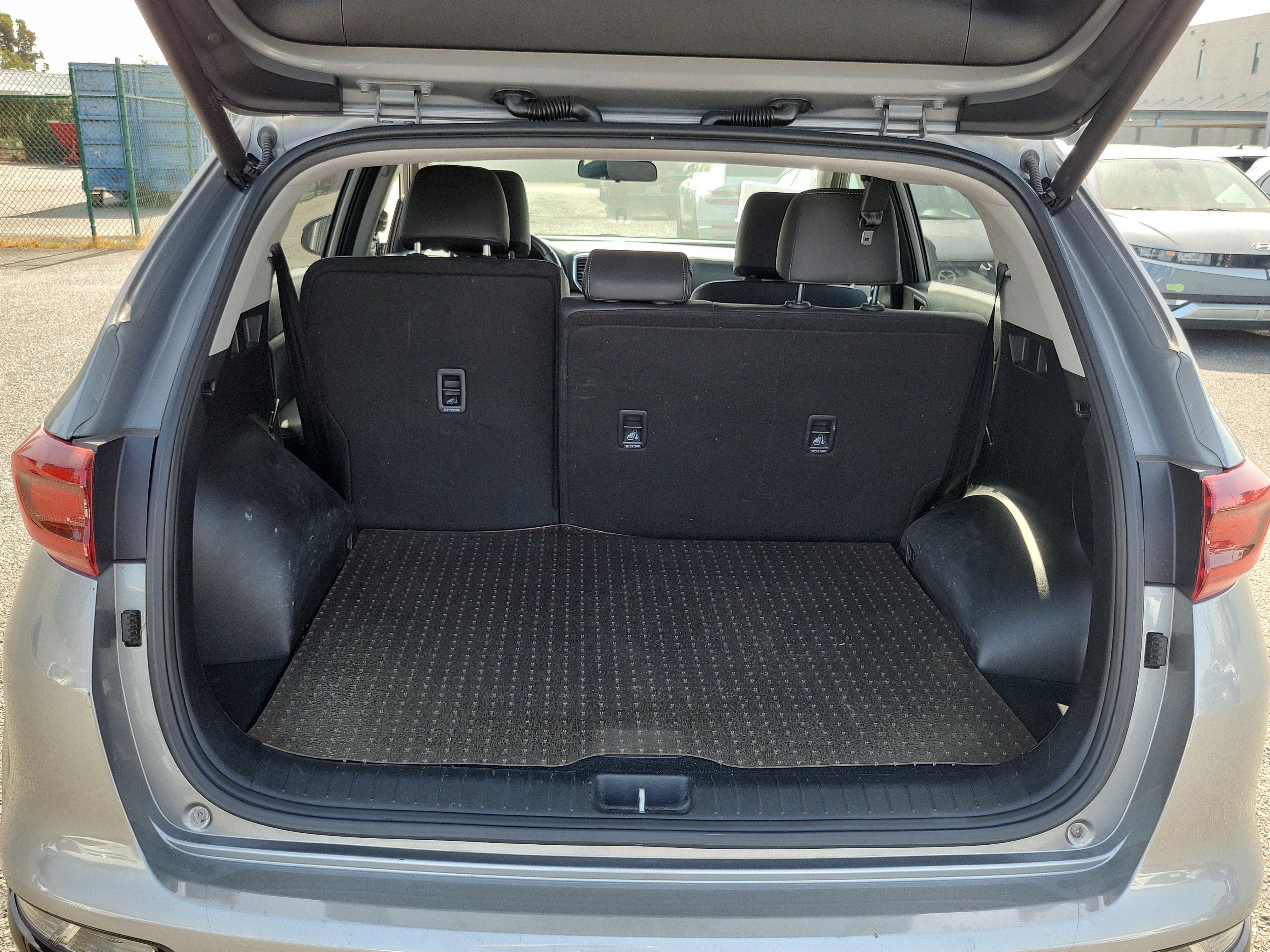 Used 2022 Kia Sportage EX FWD image 19