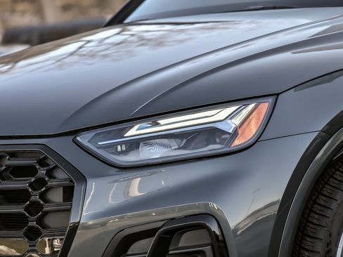 Used 2023 Audi SQ5 Premium Plus image 3