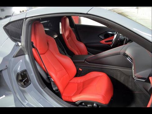 Used 2024 Chevrolet Corvette Stingray Preferred Cpe w/ Stealth Interior Trim Package image 21