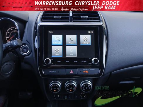 Used 2024 Mitsubishi Outlander Sport SE AWD/4WD image 21