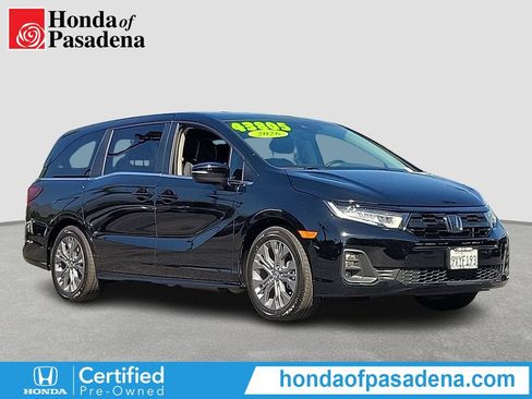 Certified 2026 Honda Odyssey Touring image 7