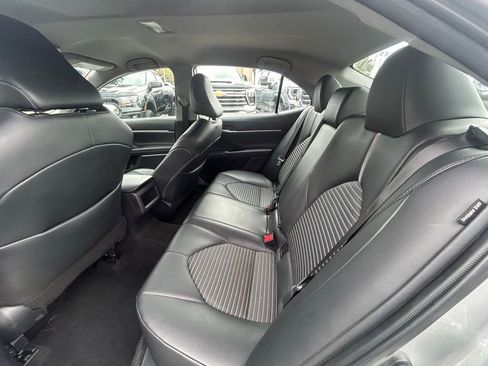 Used 2023 Toyota Camry SE image 14