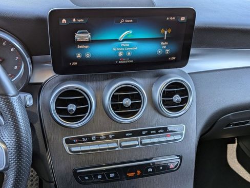 Used 2022 Mercedes-Benz GLC 300 4MATIC image 14