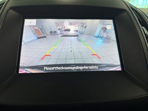 Used 2020 Ford Edge SE AWD/4WD image 17