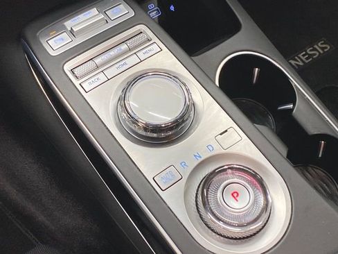 Used 2023 Genesis GV70 2.5T image 16