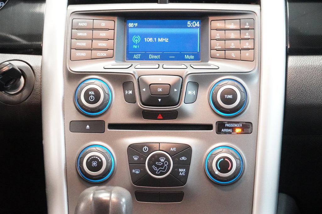 Used 2014 Ford Edge SE FWD image 19