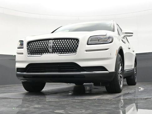 Used 2023 Lincoln Nautilus Reserve FWD image 27