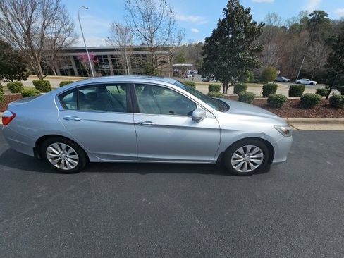 Used 2013 Honda Accord EX image 10