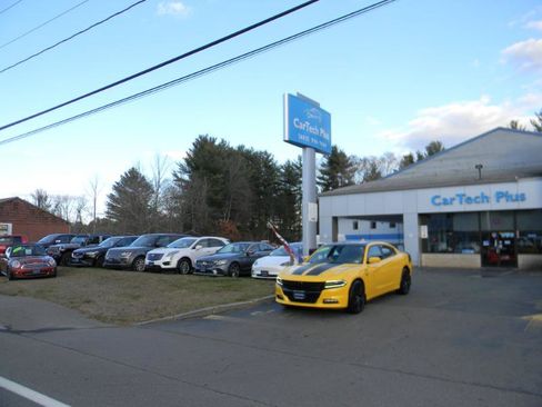 Used 2017 Dodge Charger SXT w/ AWD Plus Group image 10