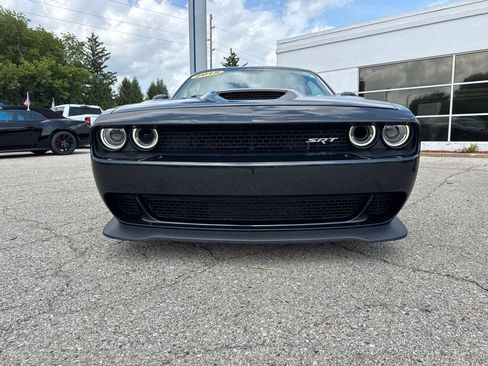 Used 2015 Dodge Challenger SRT Hellcat RWD image 26
