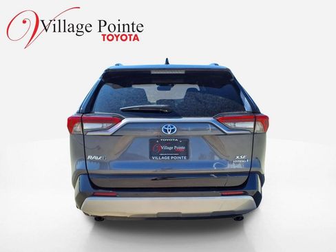Certified 2023 Toyota RAV4 XSE AWD/4WD image 4