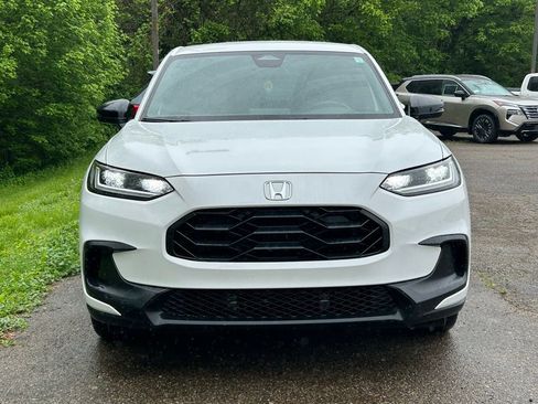 Used 2024 Honda HR-V Sport image 2
