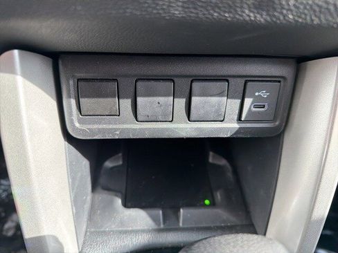 Used 2024 Toyota Corolla Cross LE image 31