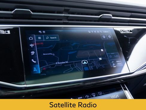 Used 2024 Audi Q8 Prestige w/ Prestige Package image 22